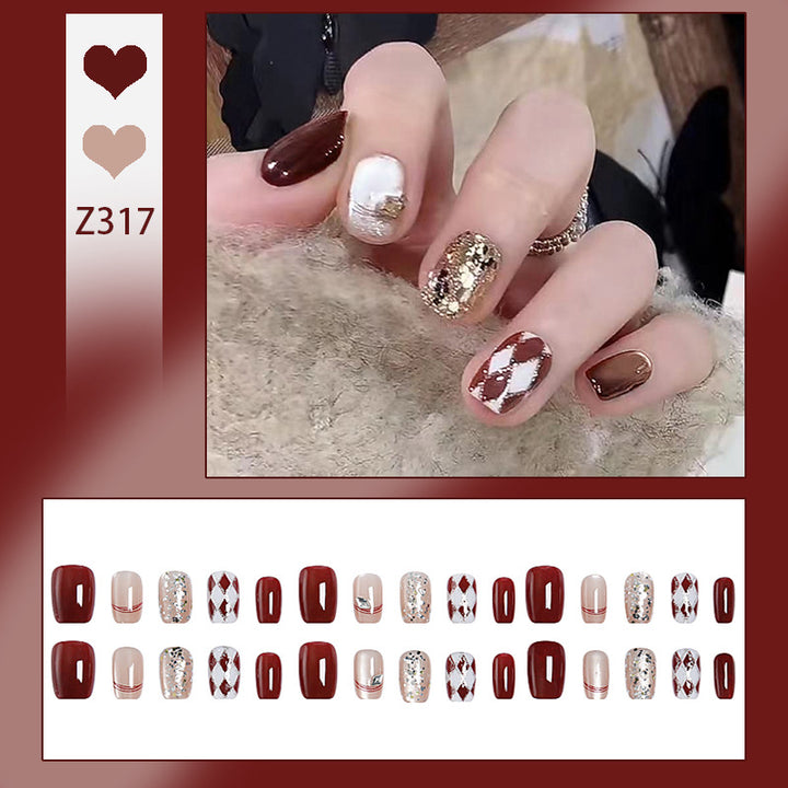 Artificial nail tips with glamorous details Bowlift