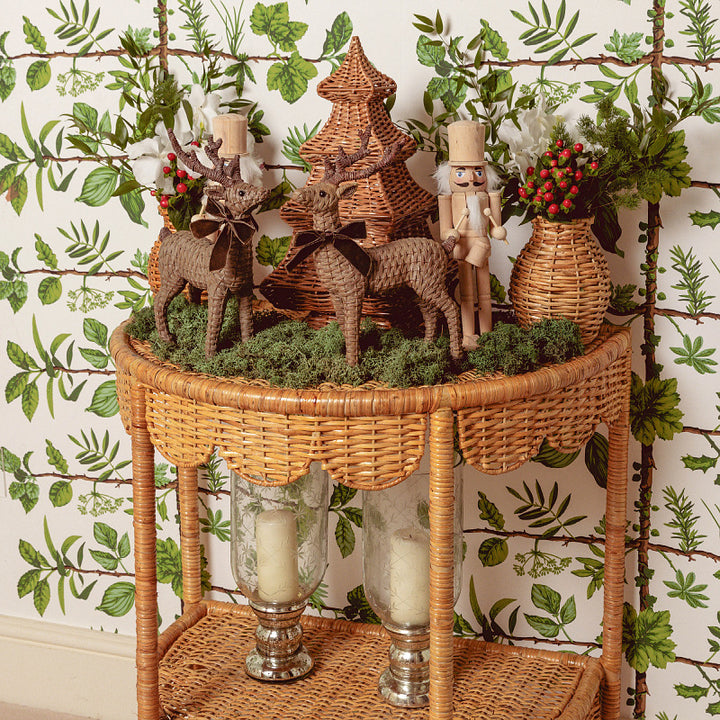 Round wicker table in vintage style Bowlift