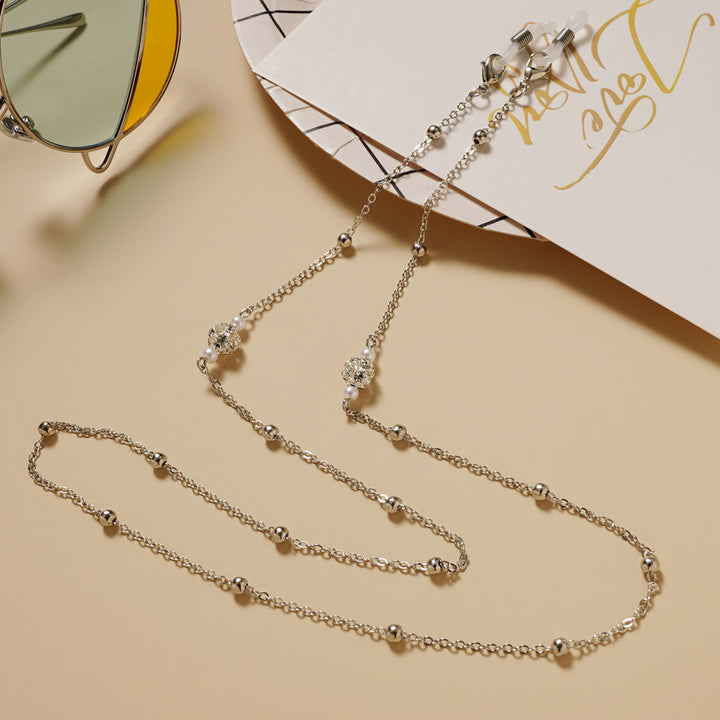 Elegant Pearl Eyewear Chain Bowlift