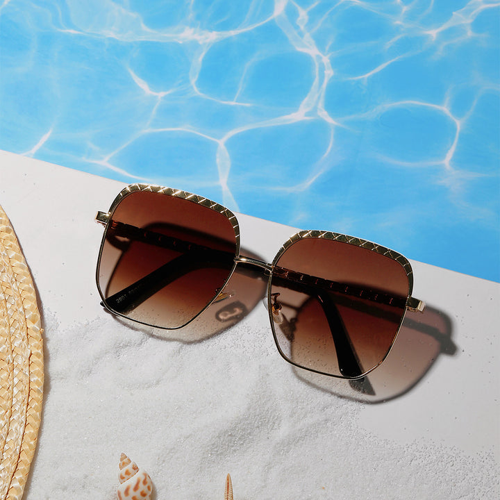 Women's fashionable oversized sunglasses in geometric design Bowlift