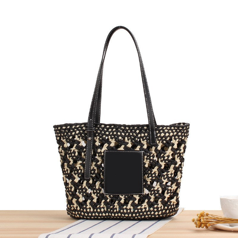 Beach bag with practical inner pockets and sturdy handles Bowlift
