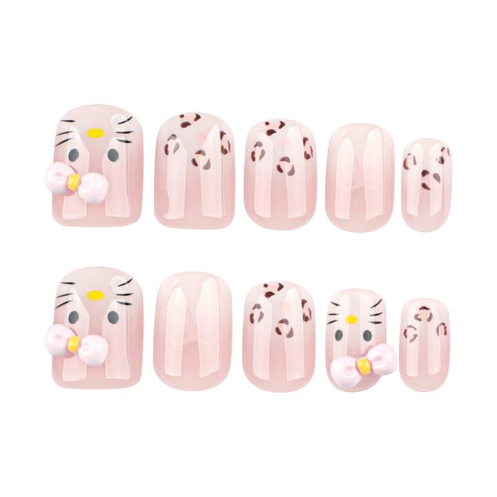 Artificial nail art with cute animal motifs Bowlift