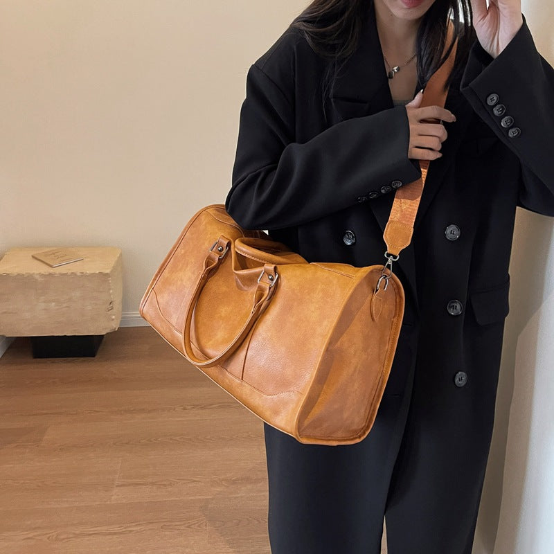 High-quality leather travel bag Bowlift