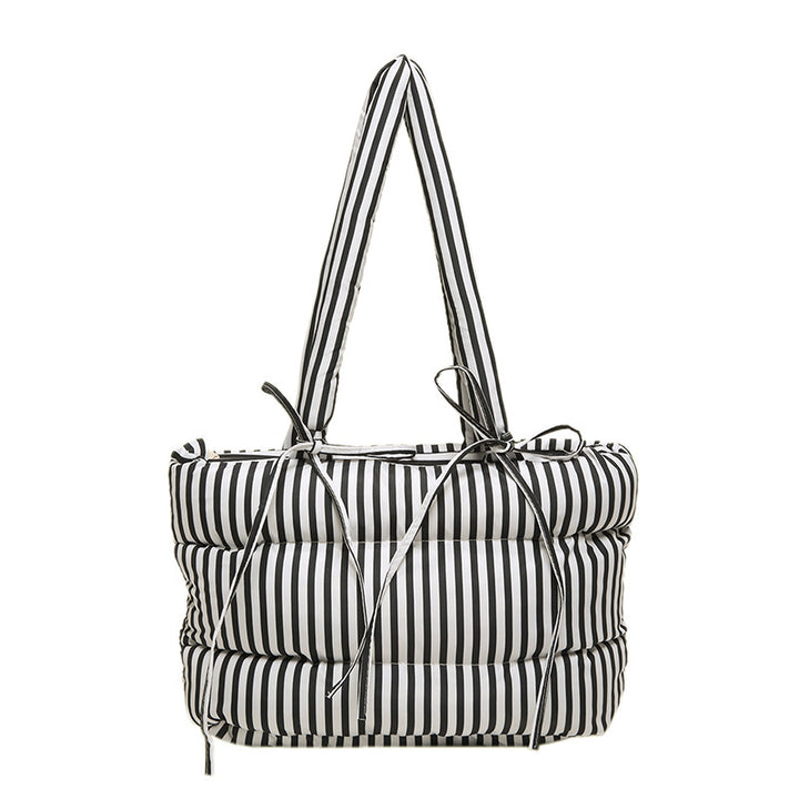 Fashionable and Padded Tote Bag Bowlift