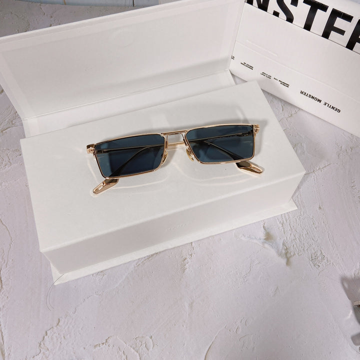 Fashionable sunglasses with rectangular metal frame Bowlift