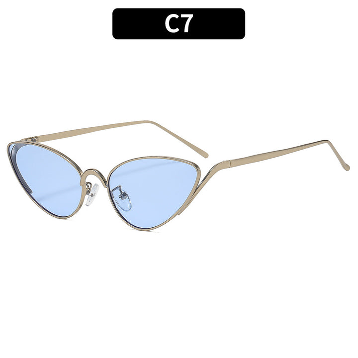 Luxurious Cat-Eye Sunglasses with Metal Accents