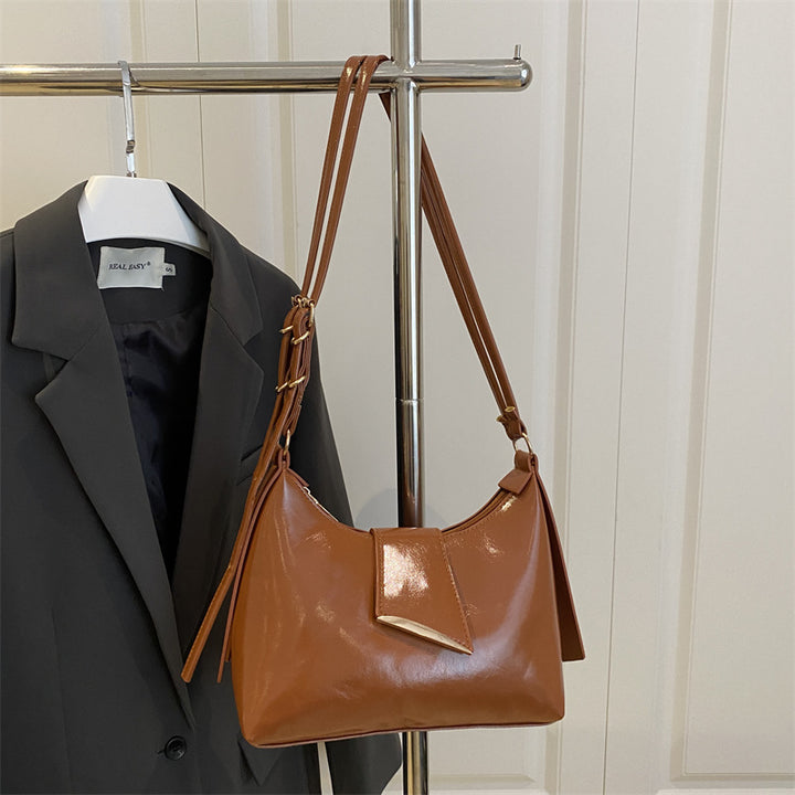 Luxurious Patent Leather Shoulder Bag Bowlift