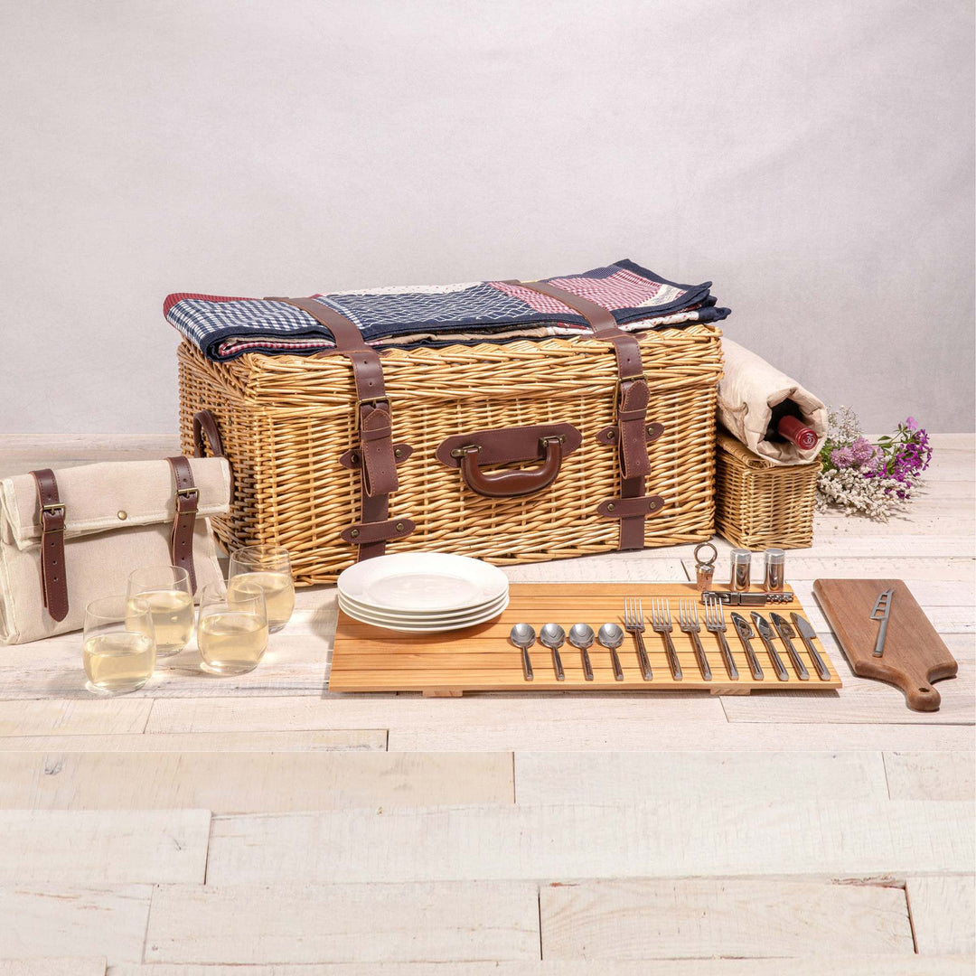 Women's stylish picnic basket with integrated dinnerware set and practical compartments Bowlift
