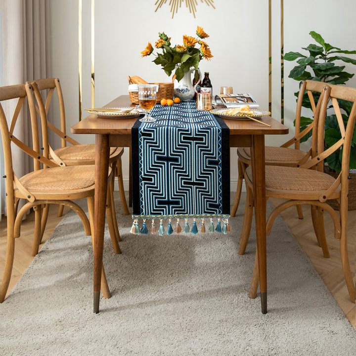 Geometric Pattern Decorative Table Runner