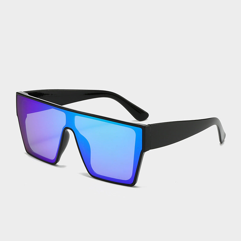 Ladies fashionable sunglasses with angular lenses Bowlift