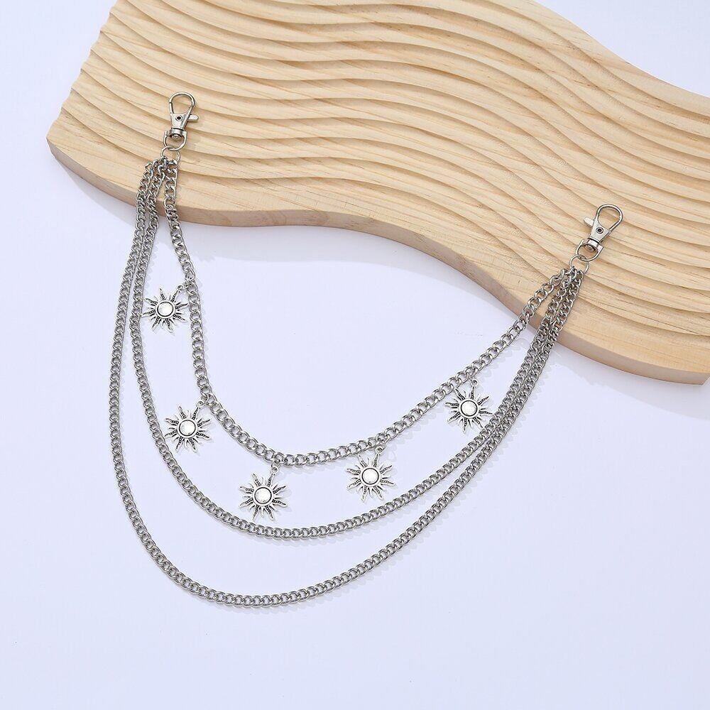 Fashionable chain necklace with sun motifs Bowlift