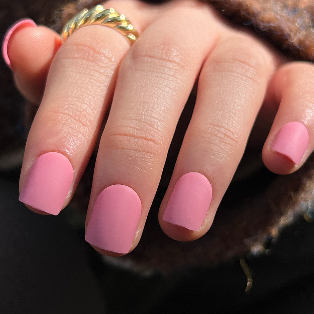 Artificial nail art with matte finish Bowlift
