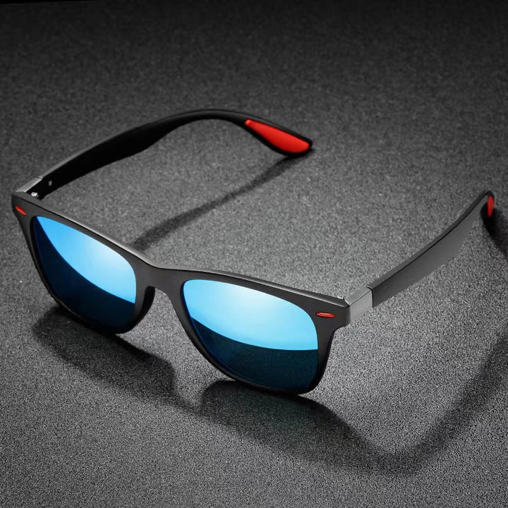 Ladies stylish retro sunglasses with robust frame Bowlift