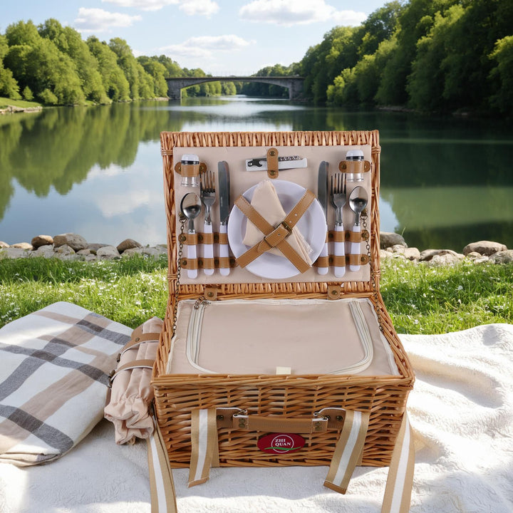 Ladies picnic basket with integrated dish set and stylish leather detail Bowlift
