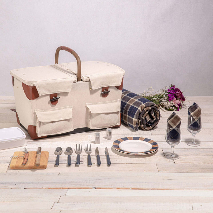 Women’s picnic basket with integrated dish set and wine glasses Bowlift