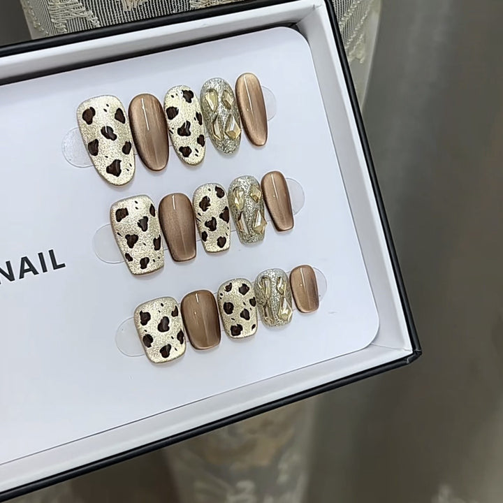 Artistic Glam Nail Kit Bowlift