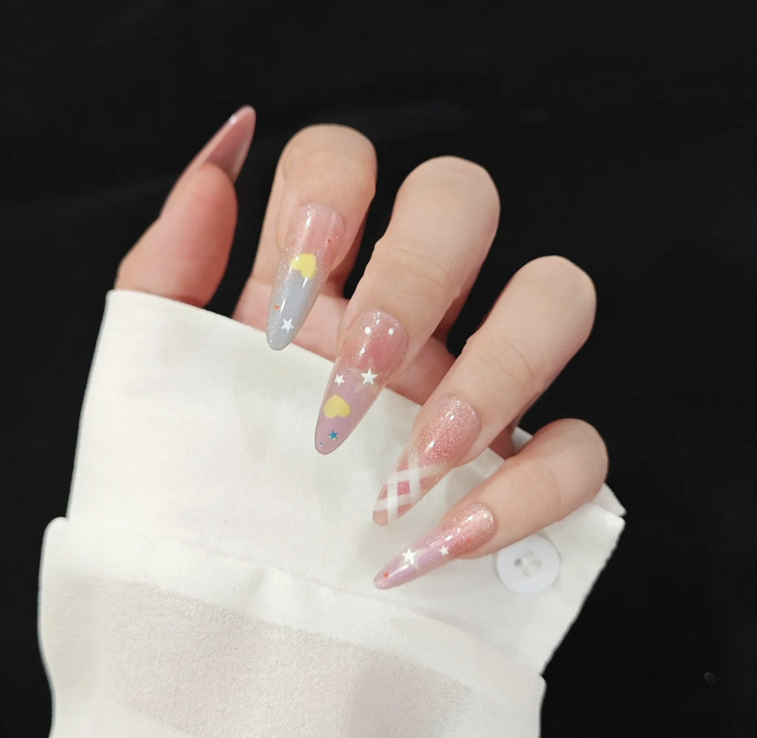 Decorative Press-On Nail Art Bowlift