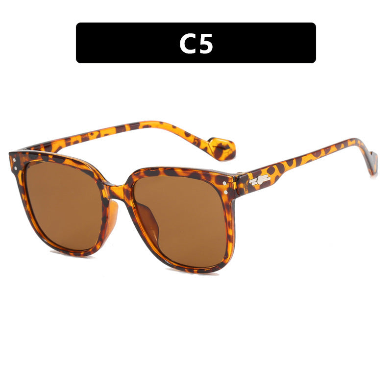 Women's square sunglasses with trendy gradient Bowlift