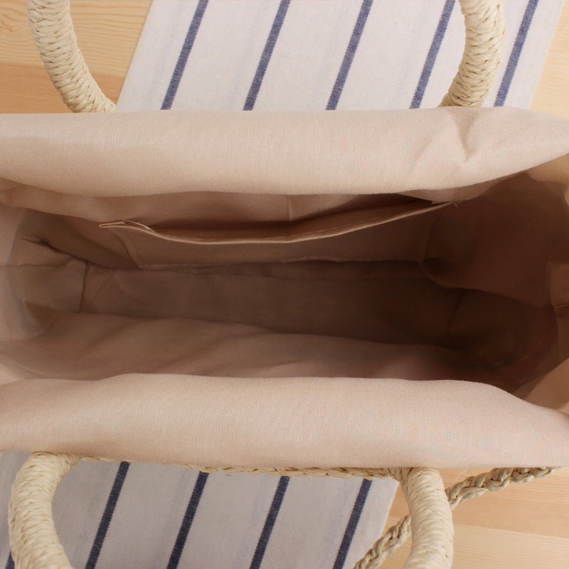 Colorful basket bag with unique details Bowlift
