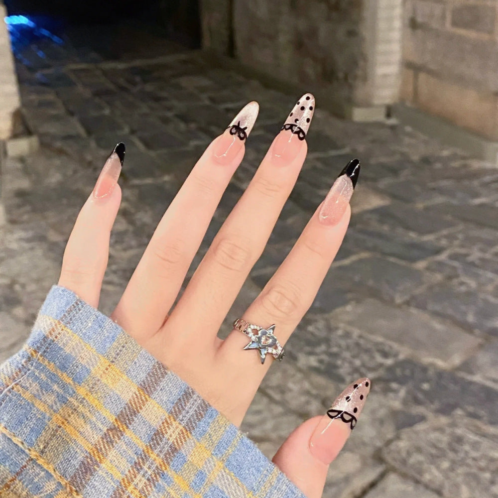 Stylish Press-On Nail Set with Artistic Patterns Bowlift