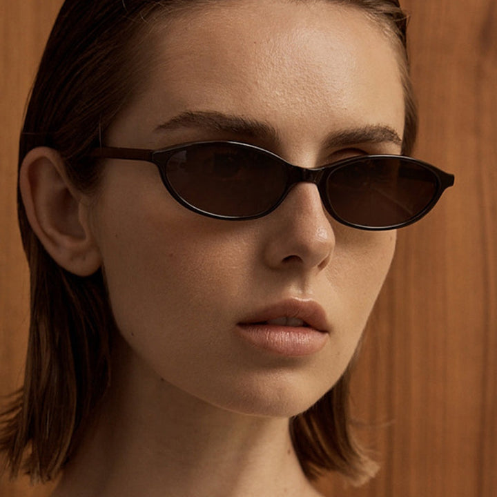 Women oval-shaped sunglasses with transparent frame and UV protection Bowlift