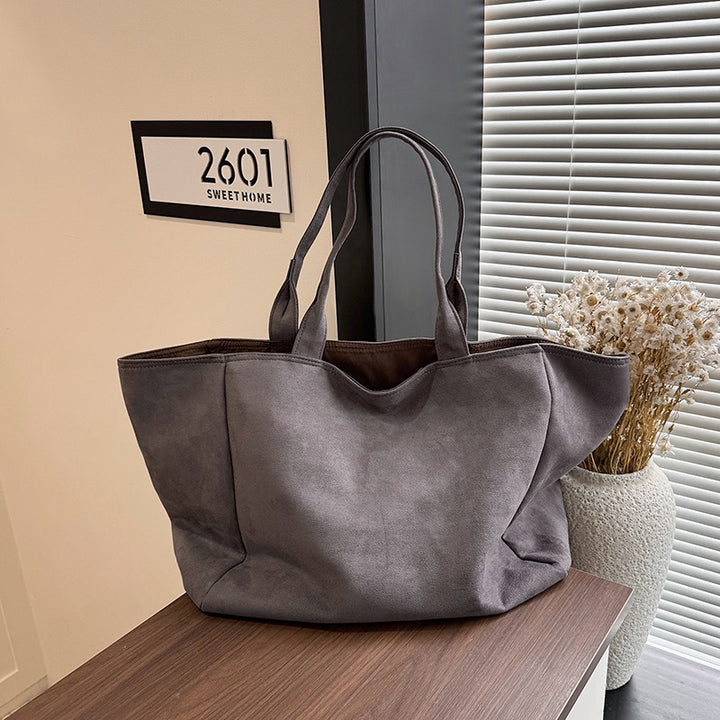 Elegant and Practical Tote Bag Bowlift