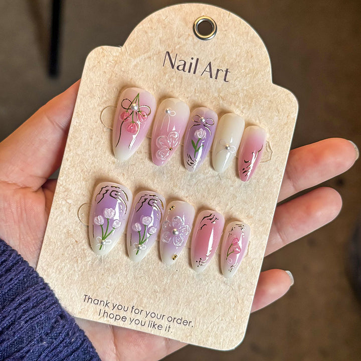 Elegant Floral-Design Press-On Nail Set Bowlift