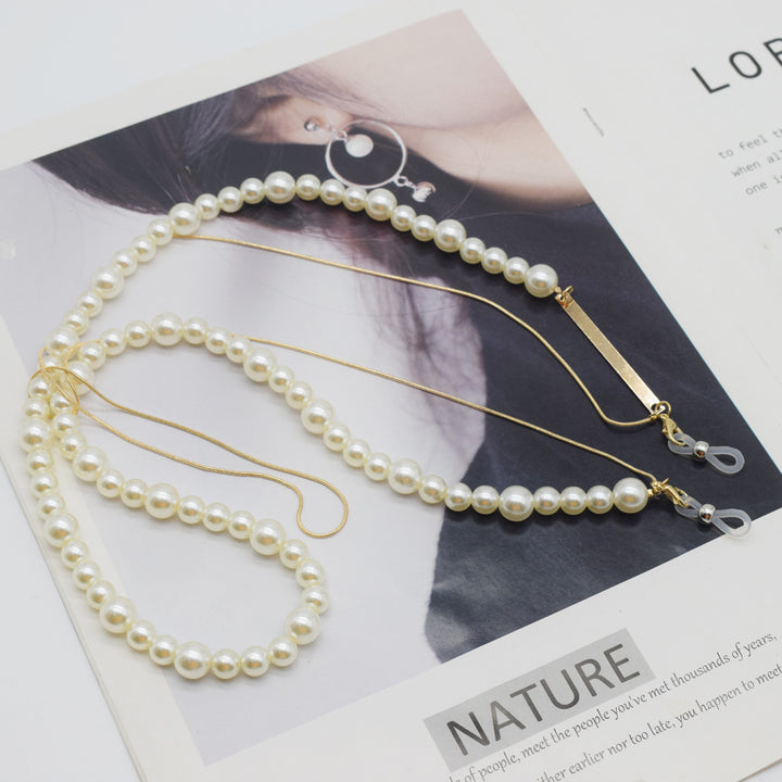 Decorative Pearl-Accented Eyewear Chain Bowlift