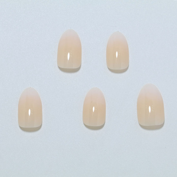Elegant Almond-Shaped Press-On Nail Set Bowlift