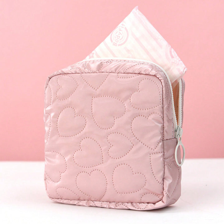 Practical cosmetic bag with heart motif Bowlift