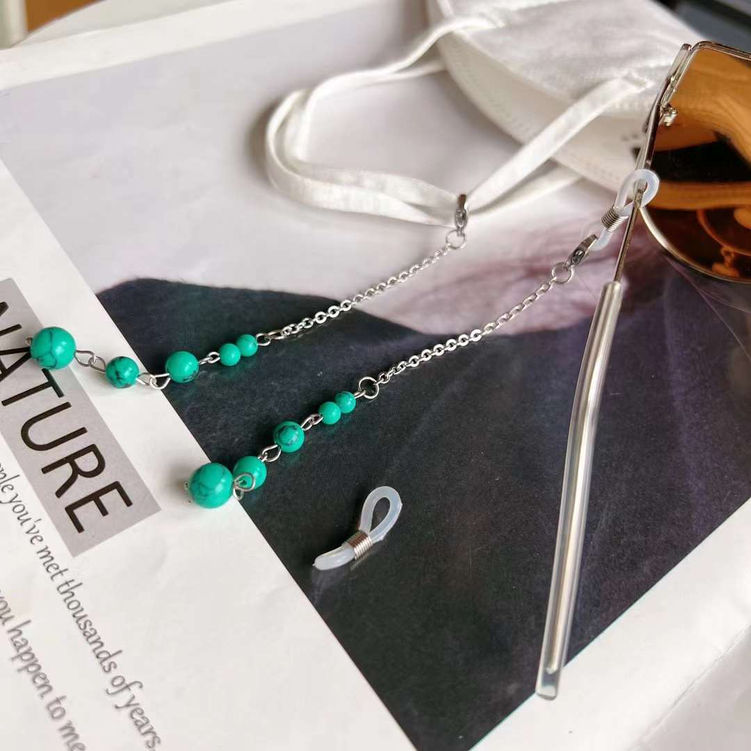 Beaded Eyewear Chain Bowlift