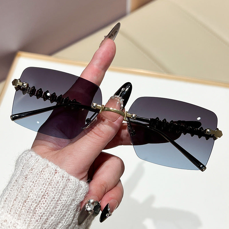 Women’s fashionable glasses Bowlift