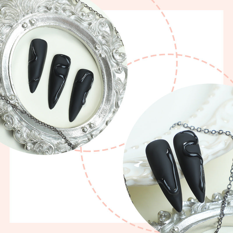Nail art set with glittering crystal embellishments Bowlift
