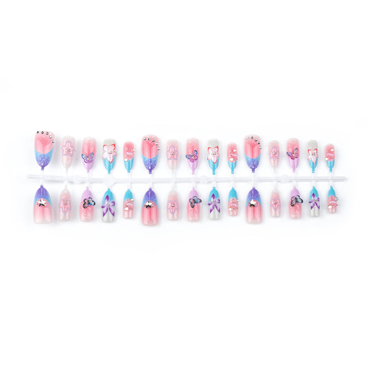 Artificial nail tips with delicate floral patterns Bowlift