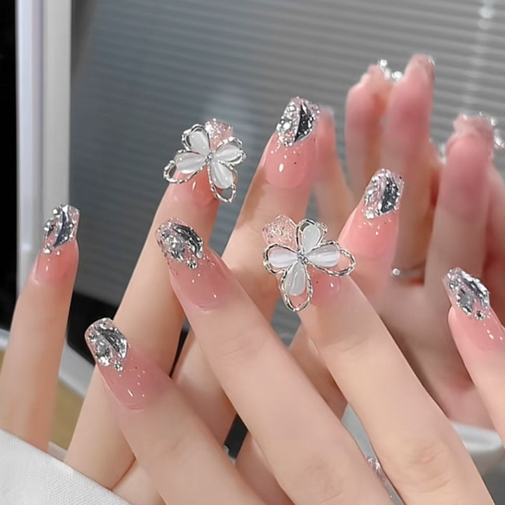 Decorative Press-On Nails with Floral Design Bowlift