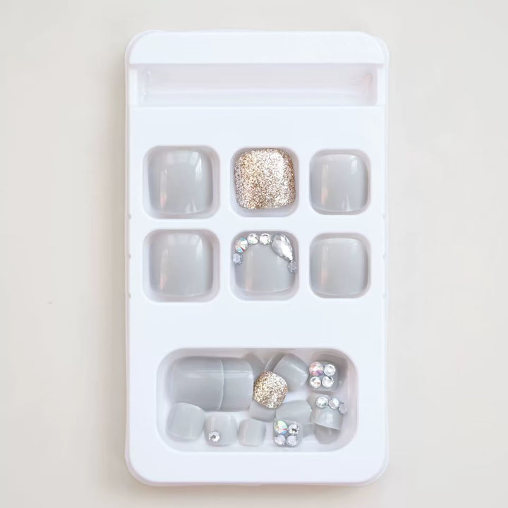 Premium Glittering Toe Nail Art Bowlift
