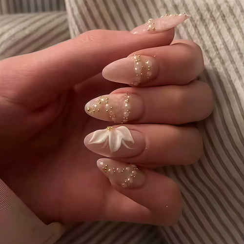 Elegant 3D Floral Nail Art Design Bowlift