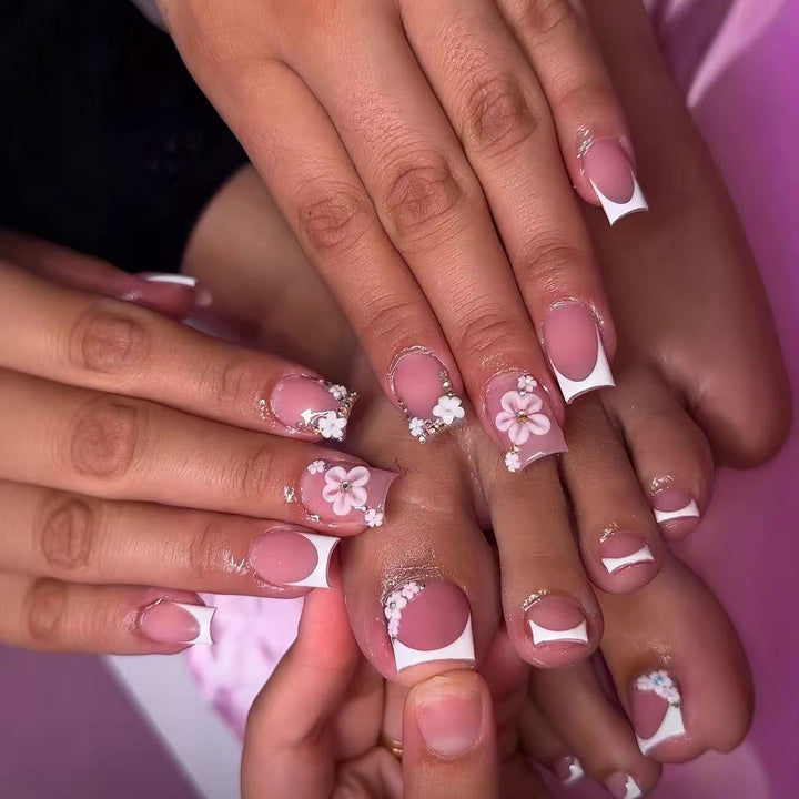 Decorative Floral Press-On Nail Extensions Bowlift