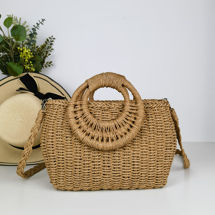 Handcrafted rattan bag with shoulder strap Bowlift