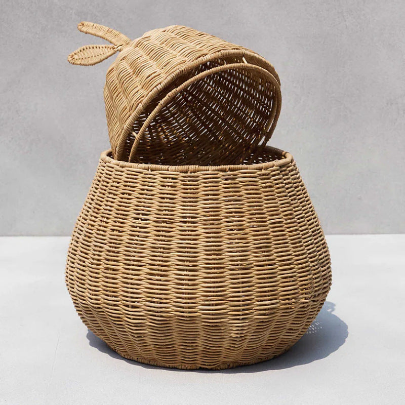 Playful decorative basket in pear shape Bowlift