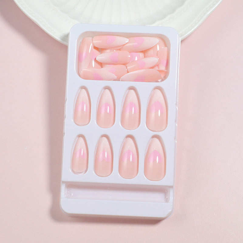 Heart-Accent Press-On Nail Set Bowlift