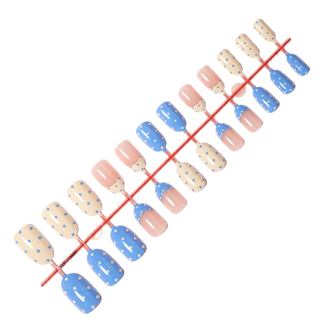 Stylish Art Nail Set with Polka Dots Design Bowlift