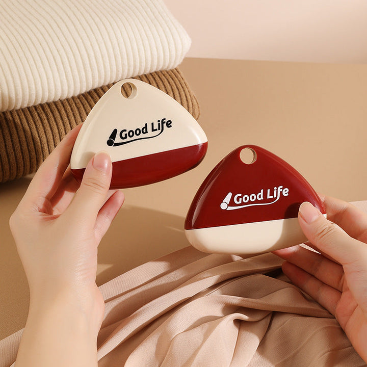 BowLift | Portable Triangular Lint Remover