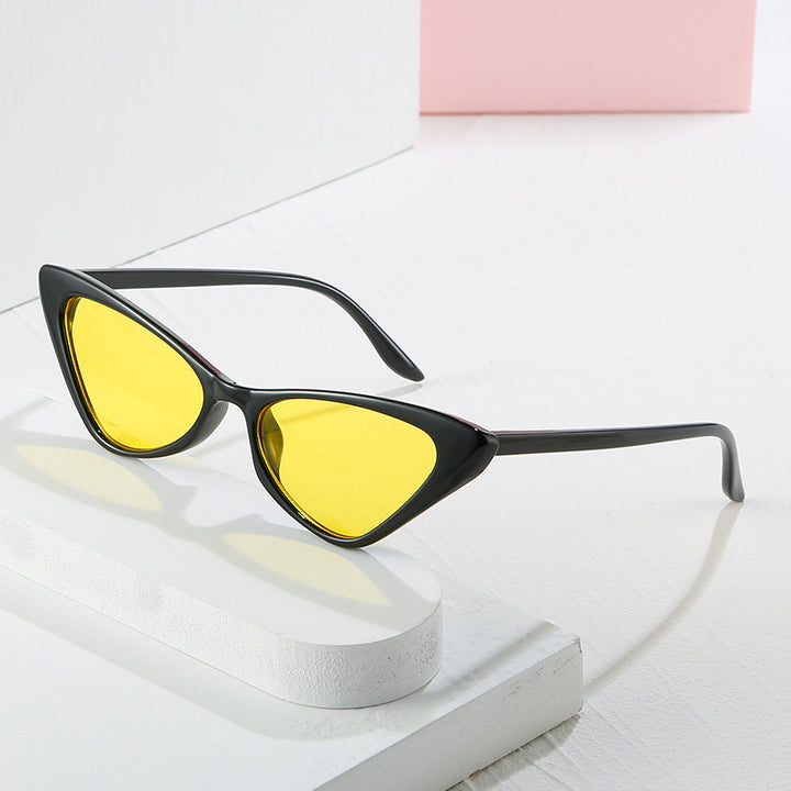 Ladies cat-eye sunglasses by Bowlift