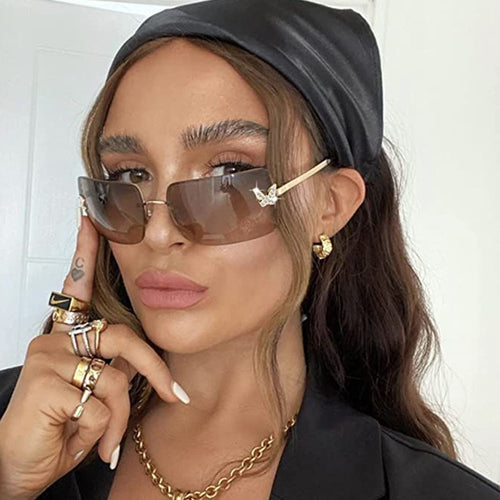 Women's fashion sunglasses with unique frame and luxurious accents Bowlift