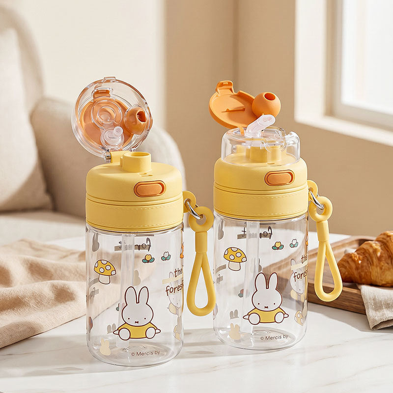 Women's sports bottle with interactive lid and cute animal design Bowlift
