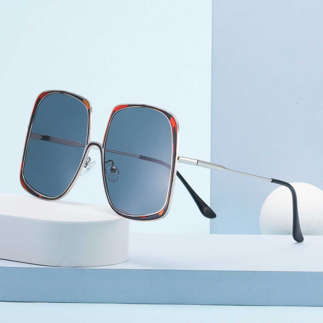 Ladies Designer Glasses Bowlift