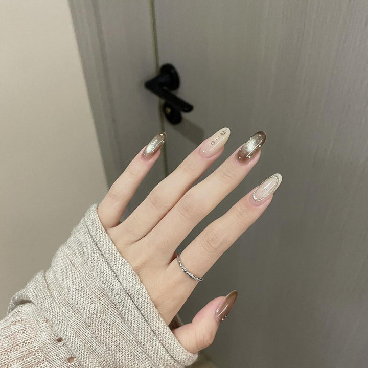 Artificial nails with glitter and star design Bowlift