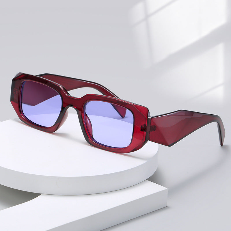 Women’s square designer sunglasses with modern accented frame Bowlift