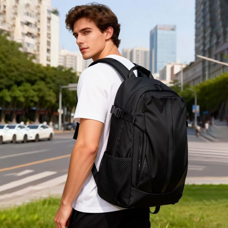 Backpack with innovative ventilation system and spacious compartments Bowlift